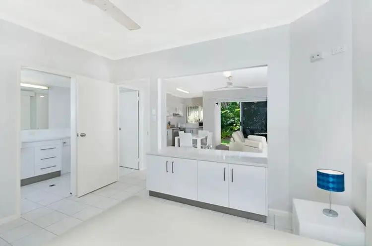 Main view of Homely unit listing, 10/6-8 Faculty Close, Smithfield QLD 4878