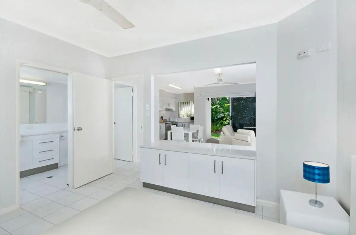 Main view of Homely unit listing, 10/6-8 Faculty Close, Smithfield QLD 4878