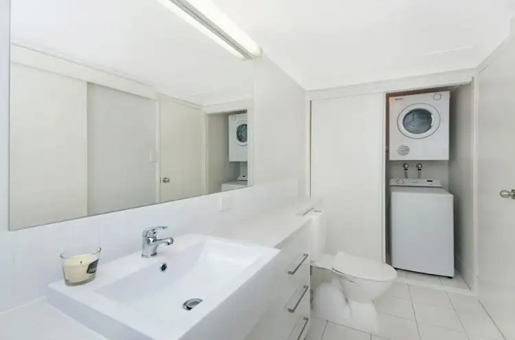 Sixth view of Homely unit listing, 10/6-8 Faculty Close, Smithfield QLD 4878