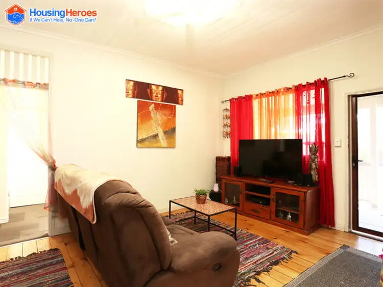 11 Vineyard Street, One Mile QLD 4305