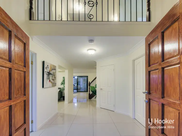 Second view of Homely house listing, 8 Alfred Circuit, Calamvale QLD 4116