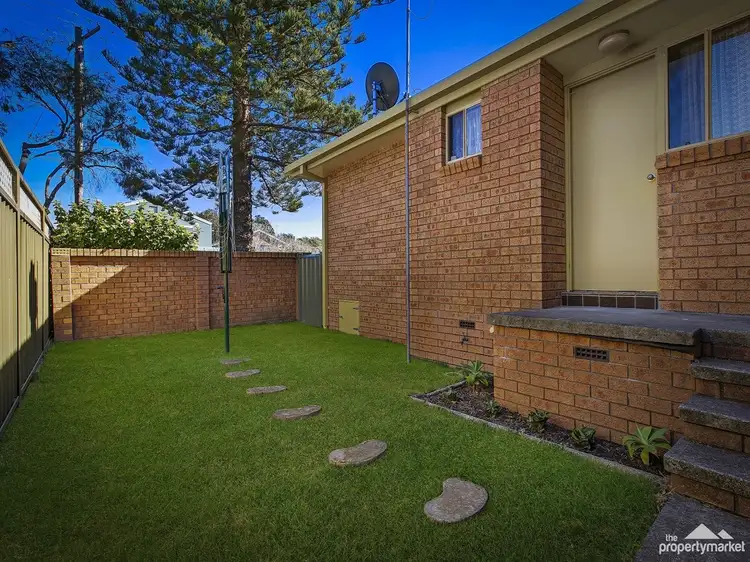 Second view of Homely house listing, 8/10-12 Lake Street, Budgewoi NSW 2262
