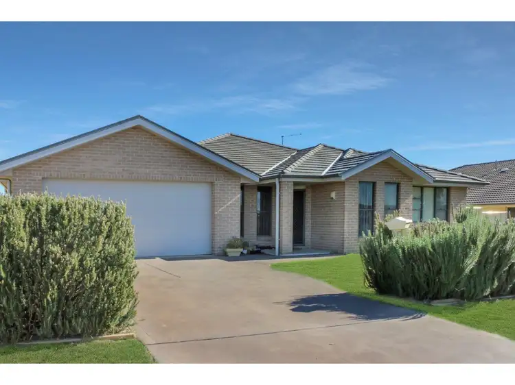 27 Wattle Street, Gunnedah NSW 2380
