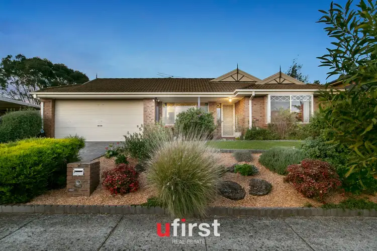 38 Wattle Bird Way, Langwarrin VIC 3910