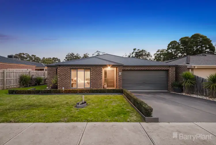 24 Holland Street, Drouin VIC 3818
