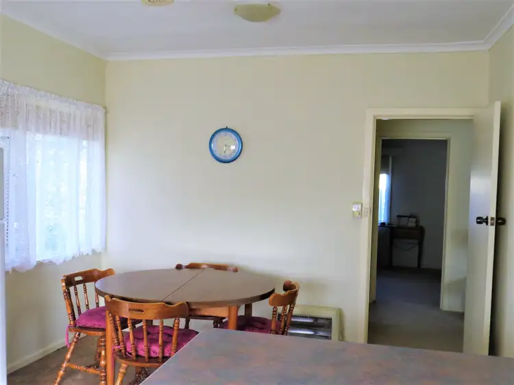 Fourth view of Homely house listing, 6 Redleaf Court, Heathcote VIC 3523