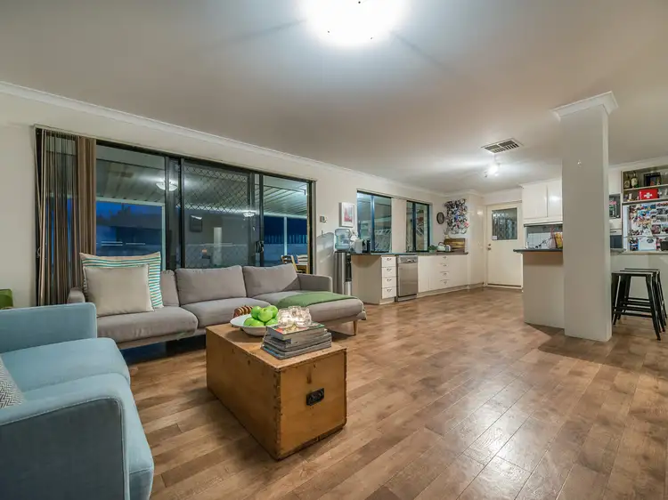 33 Chiba Retreat, Merriwa WA 6030