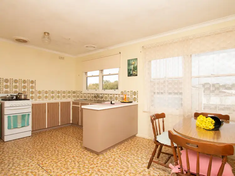 Second view of Homely house listing, 5 Henry Street, Warrnambool VIC 3280