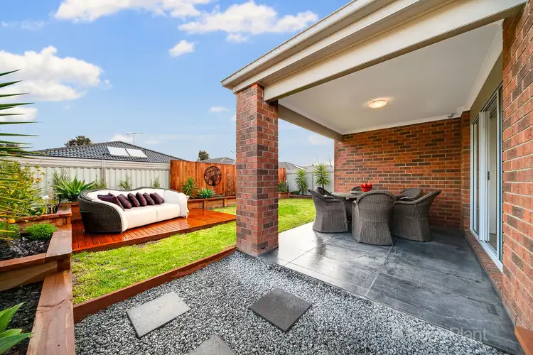 18 Celebration Circuit, Pakenham VIC 3810