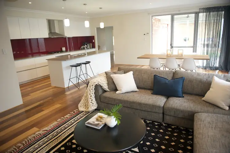 11 Bradburn Street, Aveley WA 6069