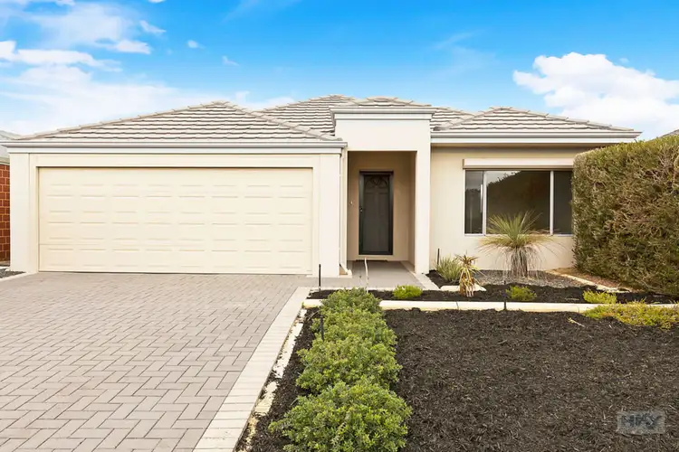 8 Tickner Parade, Ellenbrook WA 6069