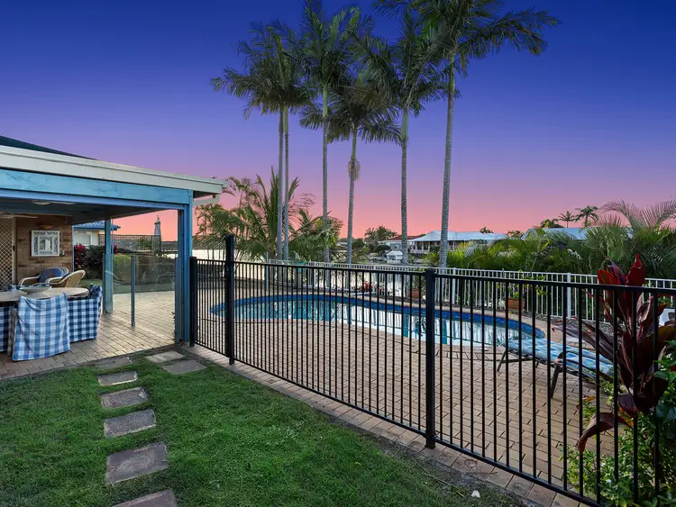 15 Wedgebill Parade, Burleigh Waters QLD 4220