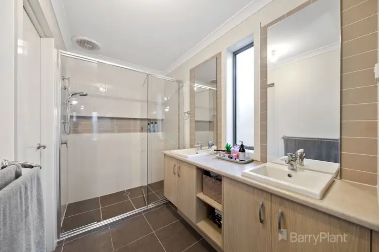 Third view of Homely house listing, 32 Gallery Way, Pakenham VIC 3810