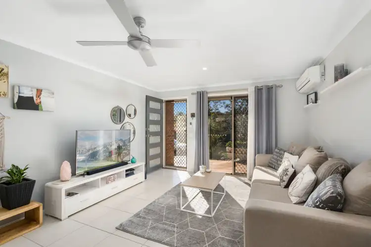 Third view of Homely semi-detached listing, 2/12 Ogilvie Crescent, Nerang QLD 4211