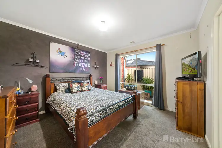 Sixth view of Homely house listing, 3 Iris Place, Pakenham VIC 3810
