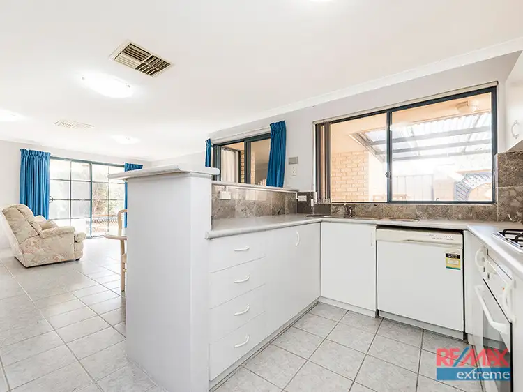 Fourth view of Homely villa listing, 6/10 Langbank Close, Kinross WA 6028