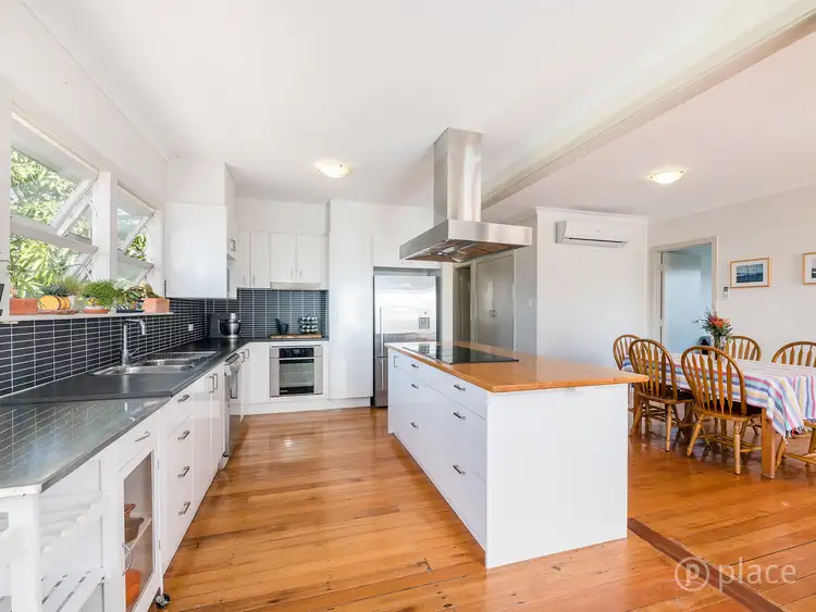 10 McDougall Street, Graceville QLD 4075