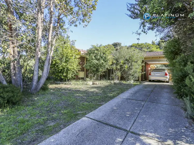 Second view of Homely house listing, 6 Chiverton Place, Beldon WA 6027