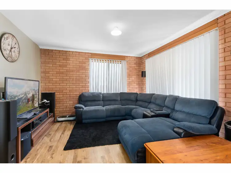 Fourth view of Homely house listing, 17 Lowe Street, Kangaroo Flat VIC 3555
