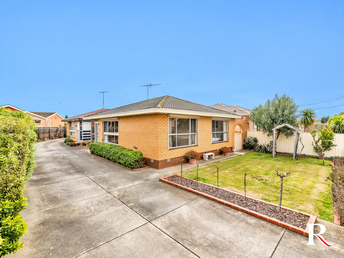 Main view of Homely unit listing, 1/19 Ozone Crescent, Bell Park VIC 3215