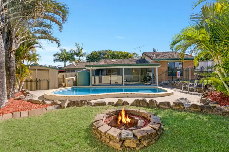 5 Lobban Court, Highland Park QLD 4211