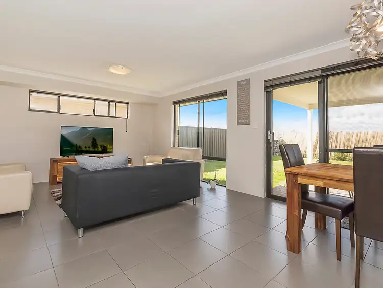 Fifth view of Homely house listing, 6 Beckett Street, Aveley WA 6069