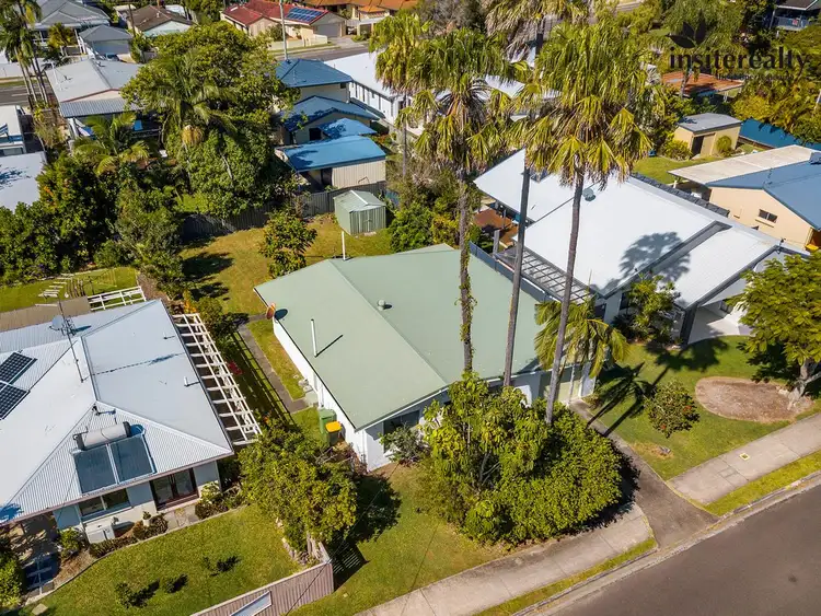 49 Surf Road, Alexandra Headland QLD 4572