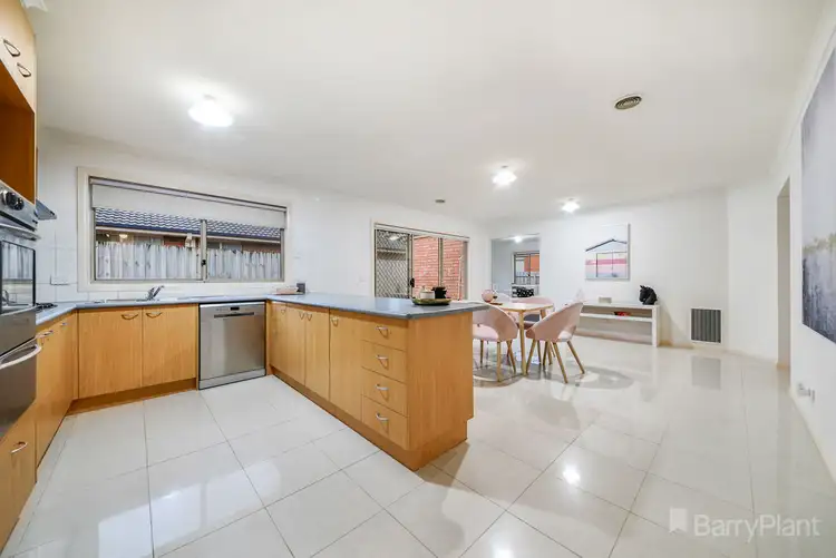 Third view of Homely house listing, 6 Gillian Place, Pakenham VIC 3810