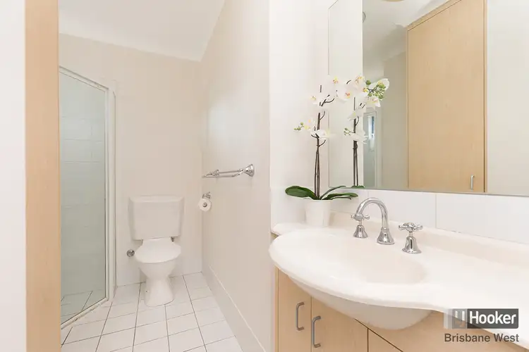 Fifth view of Homely unit listing, 8/29 Durham Street, St Lucia QLD 4067