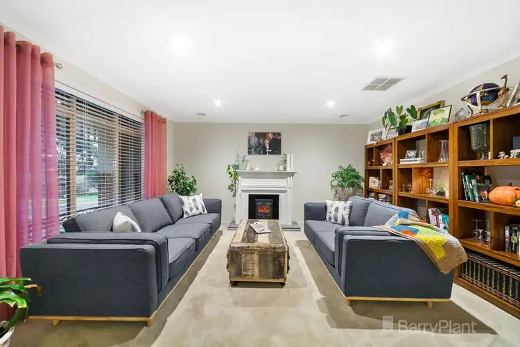 Sixth view of Homely house listing, 2 Summerhill Boulevard, Drouin VIC 3818