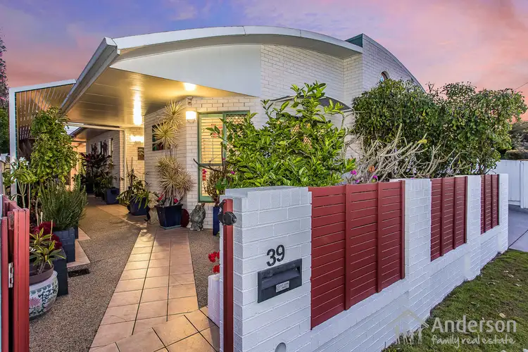 39 Donkin Street, Scarborough QLD 4020