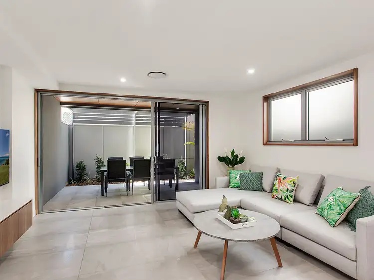 Sixth view of Homely villa listing, 1/2099 Gold Coast Highway, Miami QLD 4220