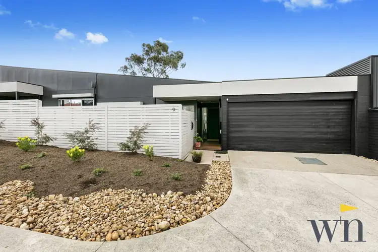 9 Tarook Way, Mornington VIC 3931