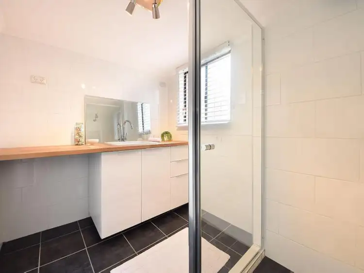 Sixth view of Homely unit listing, 3/50 Oceanic Drive, Mermaid Waters QLD 4218