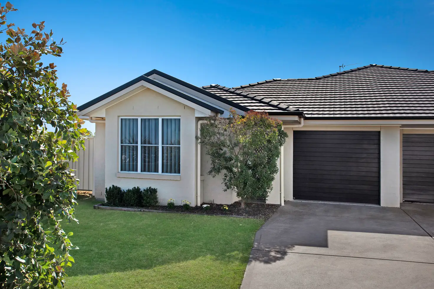 Main view of Homely townhouse listing, 1/9 Franks Close, East Branxton NSW 2335