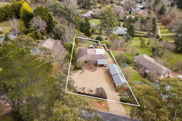 1 Iarias Lane, Bright VIC 3741