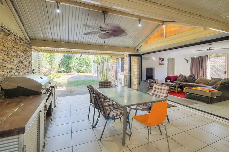 20 Cowper Place, Coopers Plains QLD 4108