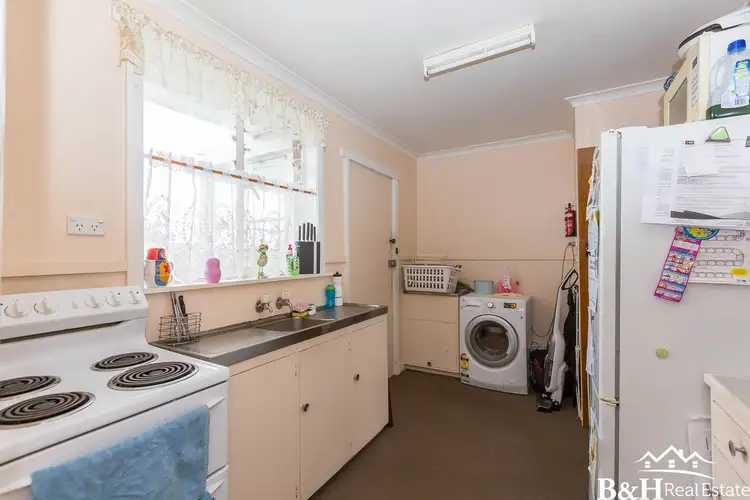 Fourth view of Homely house listing, 33 Woodward Avenue, Hillcrest TAS 7320