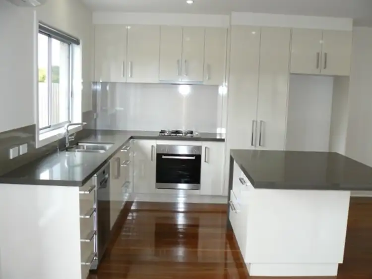 Fifth view of Homely townhouse listing, 2/6 The Esplanade, Dennington VIC 3280