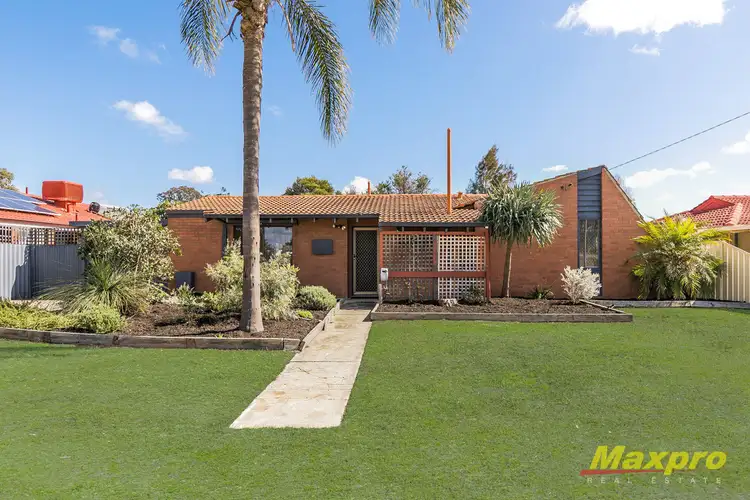 24 Meadowbrook Drive, Parkwood WA 6147
