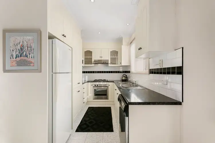 Fifth view of Homely unit listing, 3/10 Hygeia Stree, Rye VIC 3941