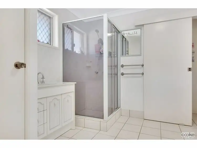 Second view of Homely unit listing, 2/121 Park Street, Park Avenue QLD 4701