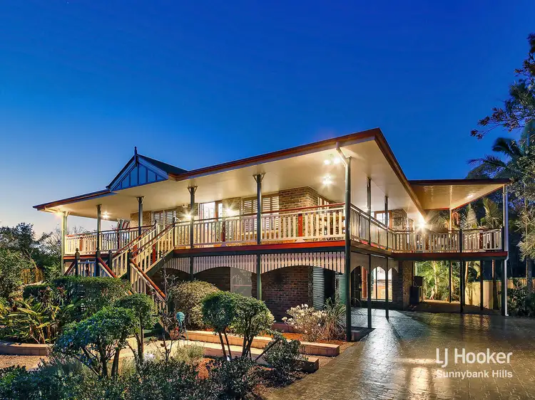 26 Poinciana Crescent, Stretton QLD 4116