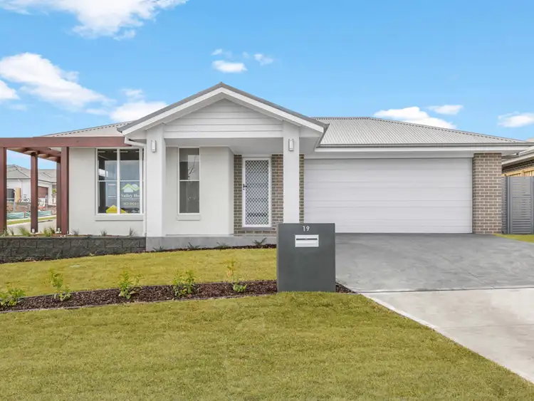19 Tulkaba Street, Fletcher NSW 2287