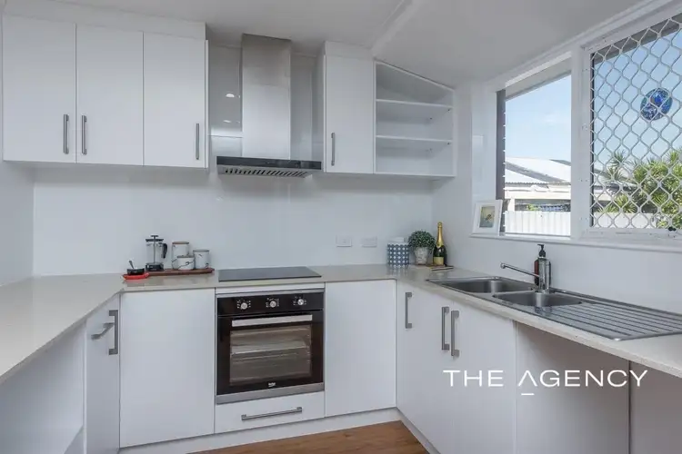 3 Lindsay Way, Padbury WA 6025