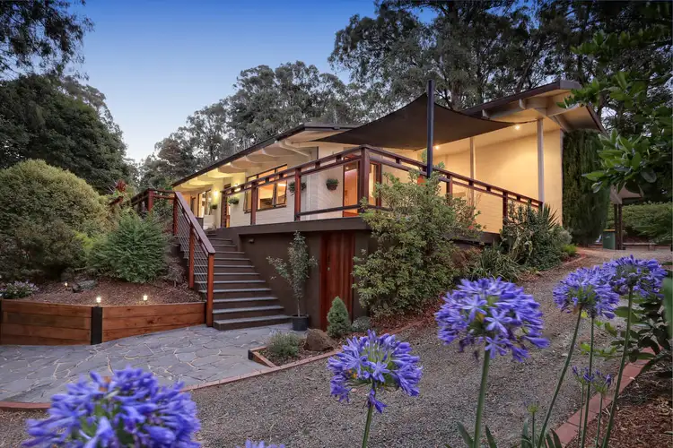18 Lakeside Drive, Emerald VIC 3782