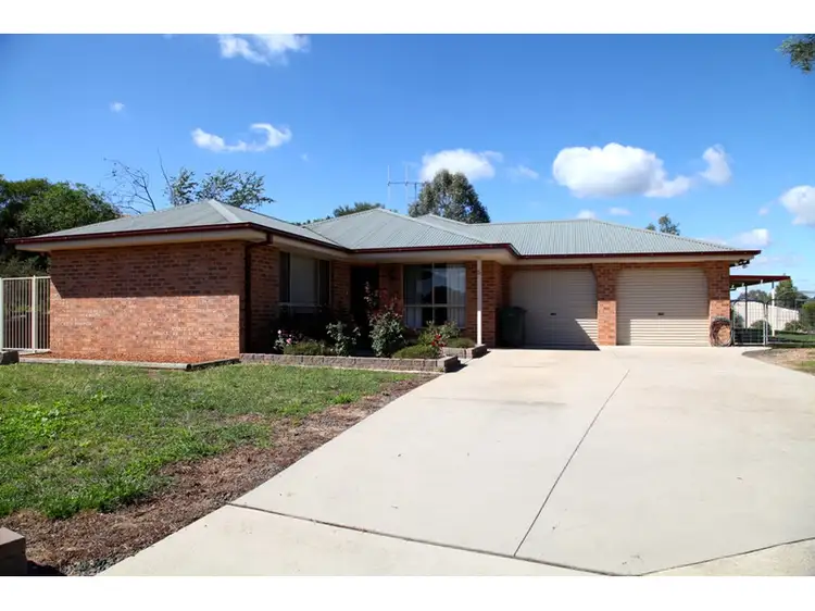 3 Kensington Place, Perthville NSW 2795