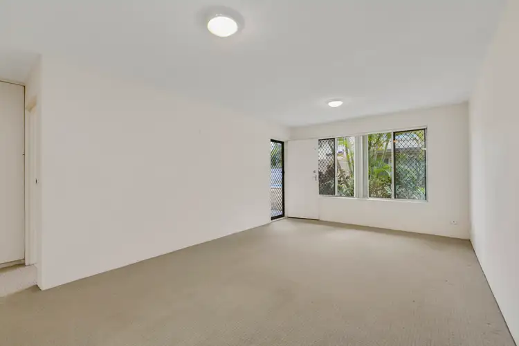 Fifth view of Homely unit listing, 3/37 Burra Street, Surfers Paradise QLD 4217