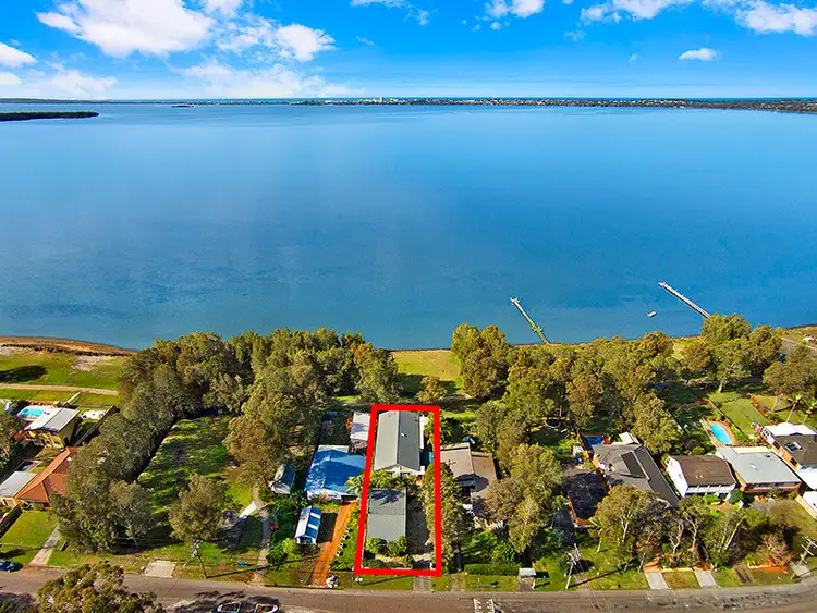 263 Lakedge Avenue, Berkeley Vale NSW 2261