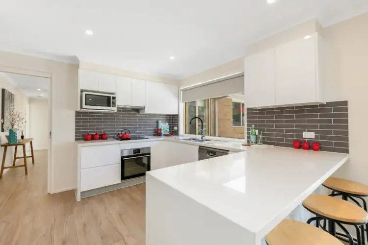 Fourth view of Homely house listing, 2 Eskdale Court, Mornington VIC 3931